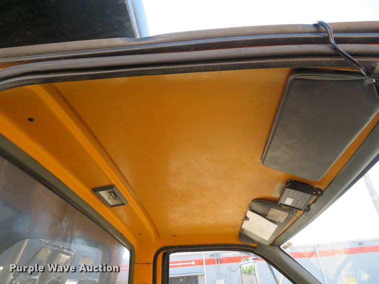 image for item DH1611 1996 GMC TopKick C6500 dump truck