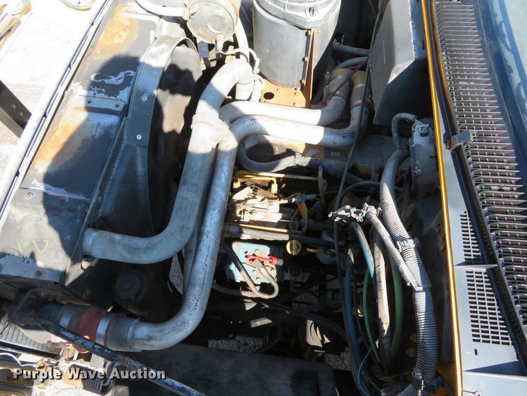 image for item DH1611 1996 GMC TopKick C6500 dump truck