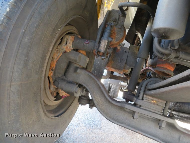 image for item DH1611 1996 GMC TopKick C6500 dump truck