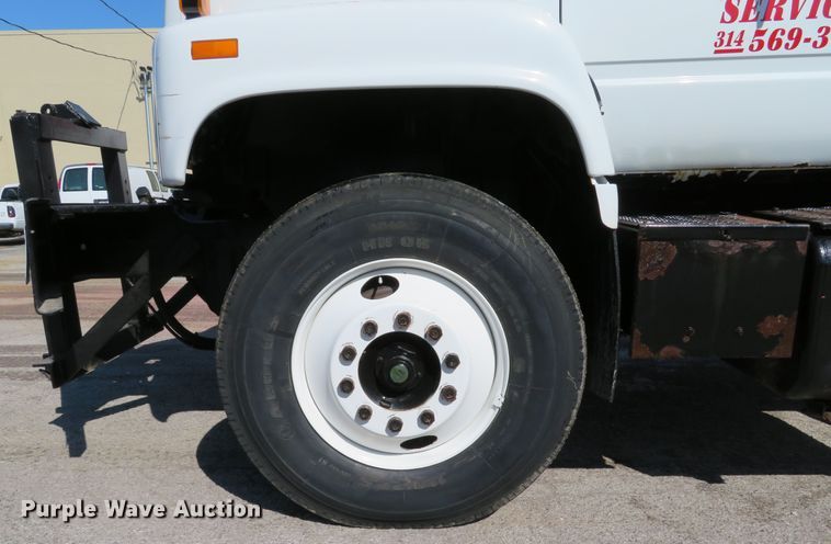 image for item DH1611 1996 GMC TopKick C6500 dump truck