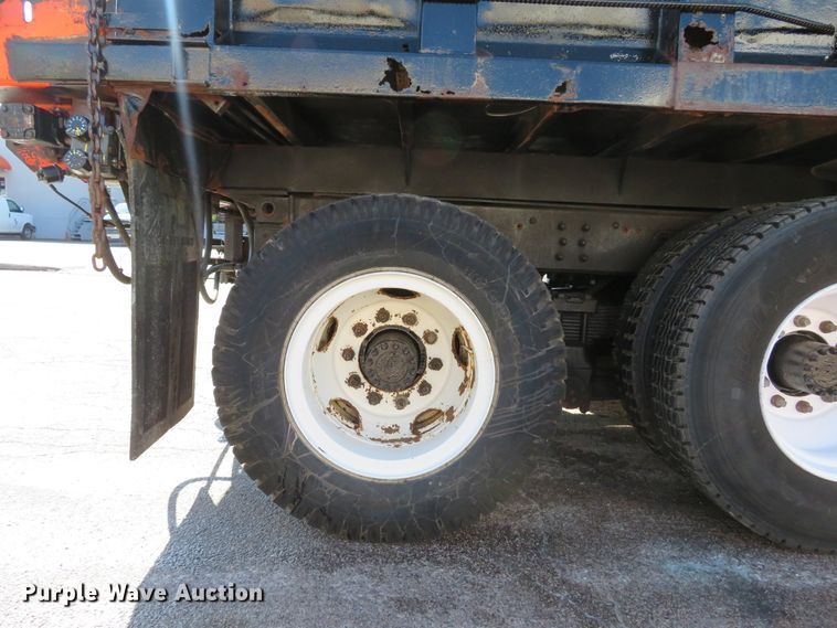 image for item DH1611 1996 GMC TopKick C6500 dump truck