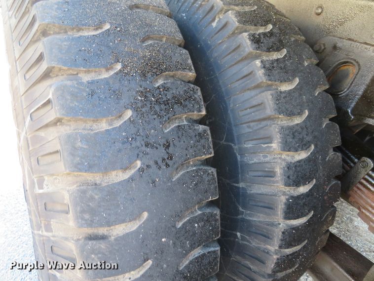 image for item DH1611 1996 GMC TopKick C6500 dump truck