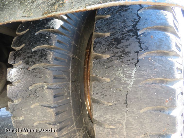 image for item DH1611 1996 GMC TopKick C6500 dump truck