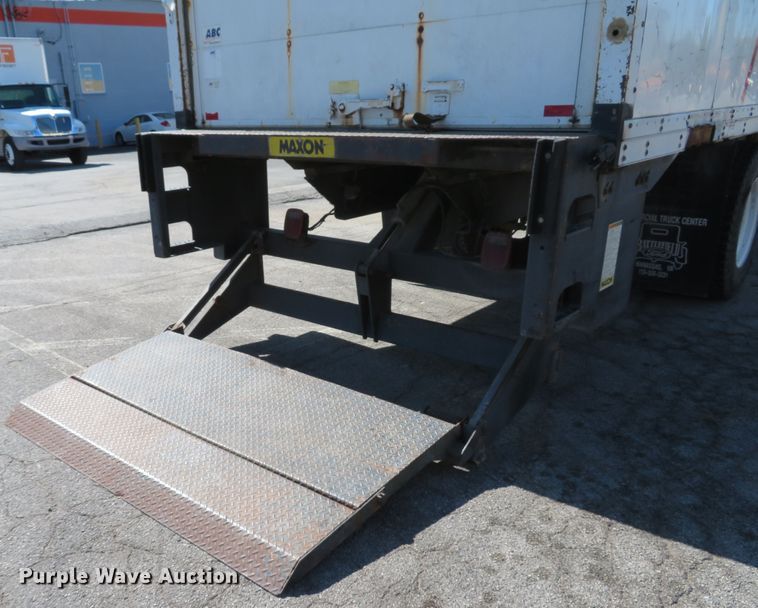 image for item DH1612 2006 Ford F750 Super Duty XLT box truck