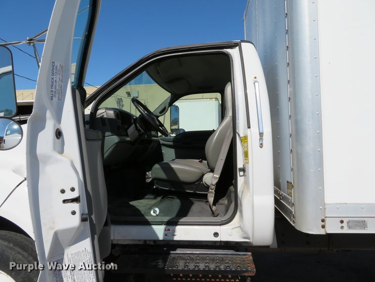 image for item DH1612 2006 Ford F750 Super Duty XLT box truck