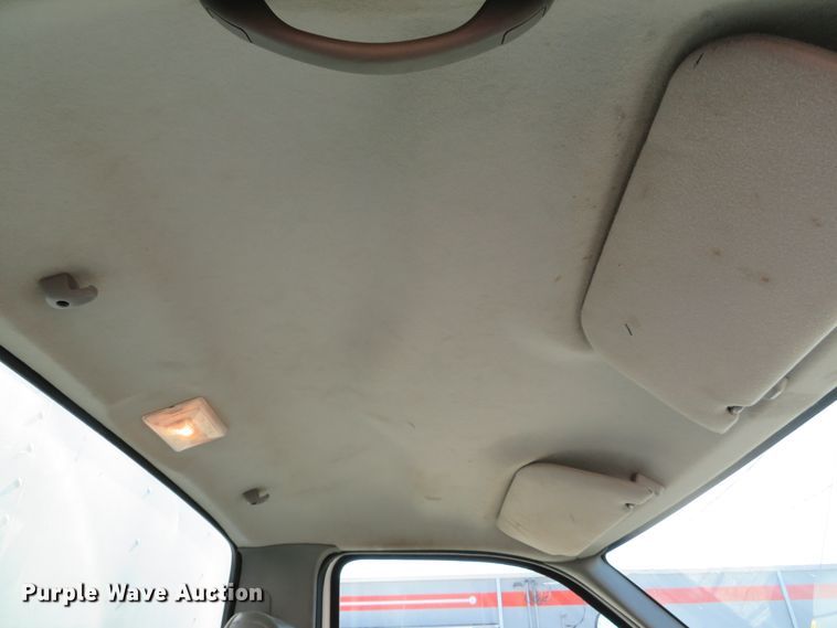 image for item DH1612 2006 Ford F750 Super Duty XLT box truck