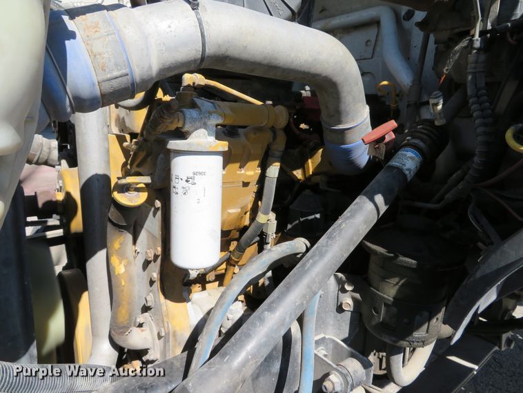 image for item DH1612 2006 Ford F750 Super Duty XLT box truck