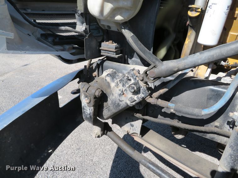 image for item DH1612 2006 Ford F750 Super Duty XLT box truck