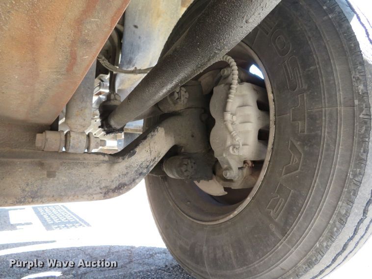 image for item DH1612 2006 Ford F750 Super Duty XLT box truck