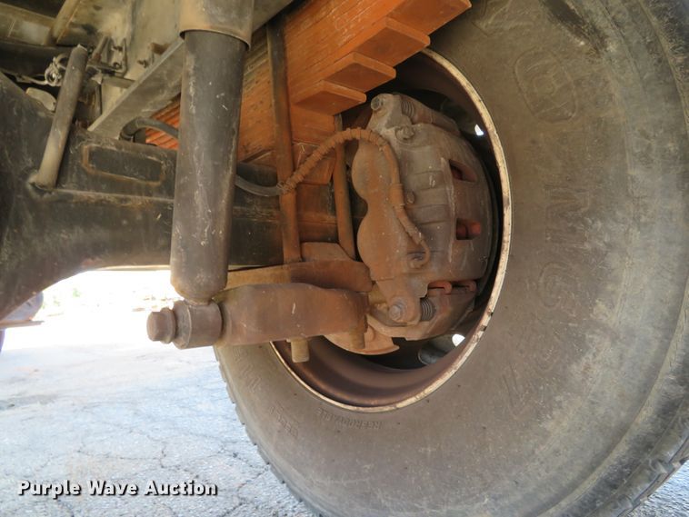 image for item DH1612 2006 Ford F750 Super Duty XLT box truck