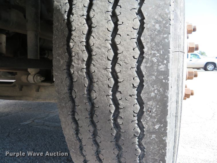 image for item DH1612 2006 Ford F750 Super Duty XLT box truck