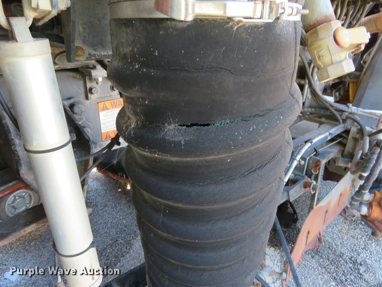 image for item DH1616 1997 Ford CF8000 street sweeper truck