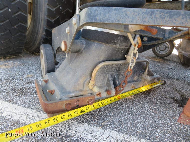 image for item DH1616 1997 Ford CF8000 street sweeper truck