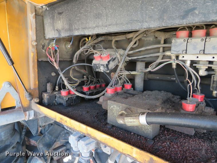 image for item DH1616 1997 Ford CF8000 street sweeper truck