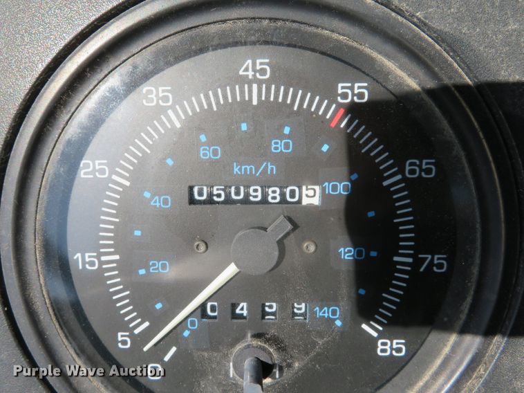 image for item DH1616 1997 Ford CF8000 street sweeper truck