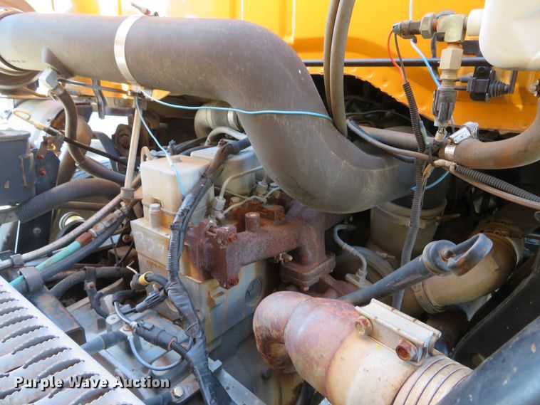 image for item DH1616 1997 Ford CF8000 street sweeper truck