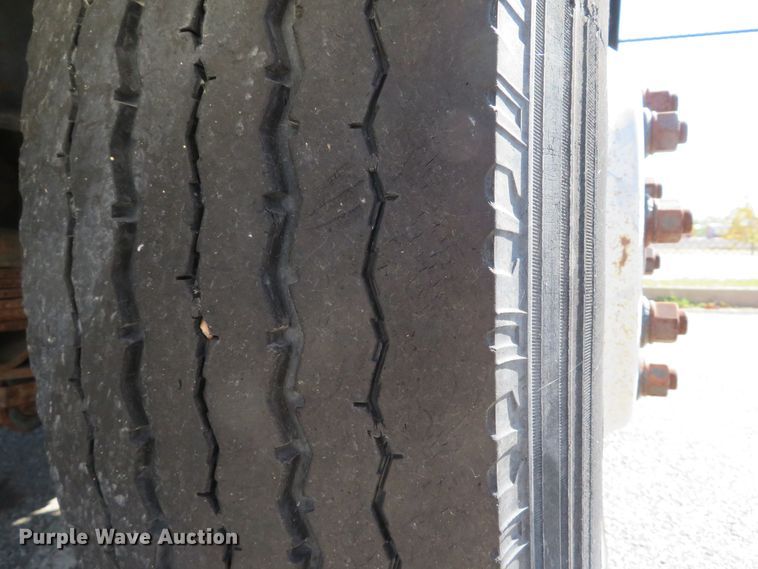 image for item DH1616 1997 Ford CF8000 street sweeper truck