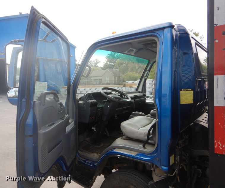 image for item DH2089 2006 Chevrolet W4500 dump flatbed truck