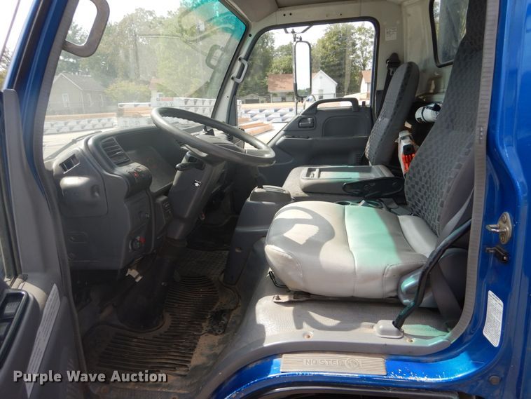 image for item DH2089 2006 Chevrolet W4500 dump flatbed truck