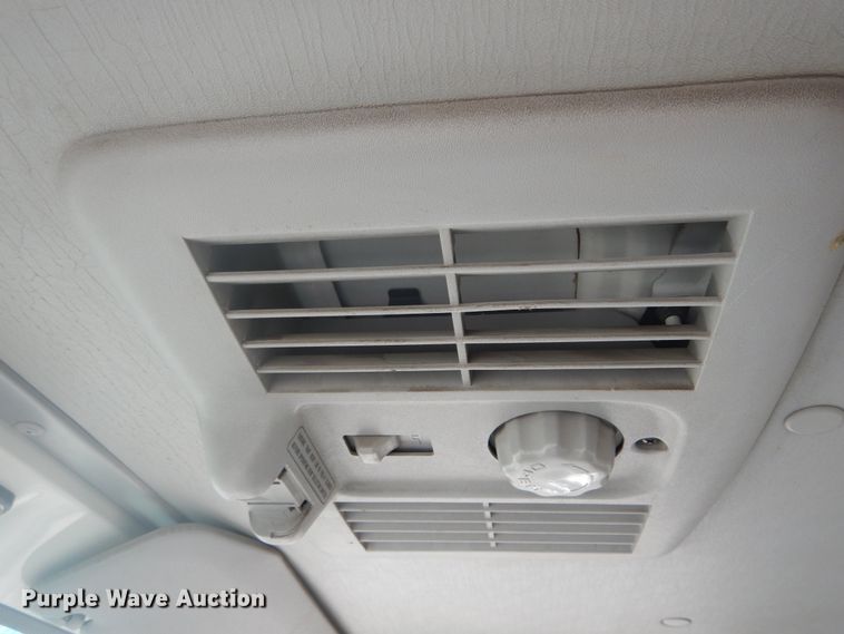 image for item DH2089 2006 Chevrolet W4500 dump flatbed truck