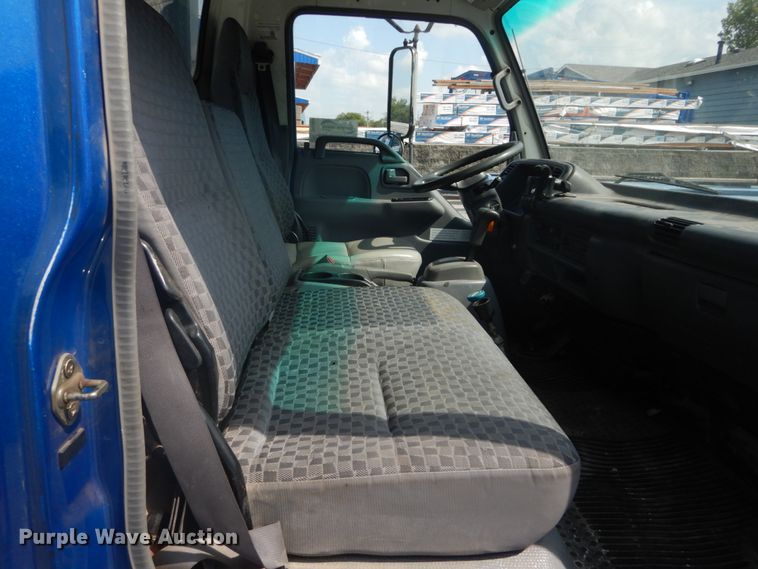 image for item DH2089 2006 Chevrolet W4500 dump flatbed truck