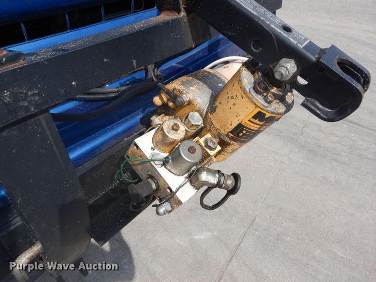 image for item DH2089 2006 Chevrolet W4500 dump flatbed truck