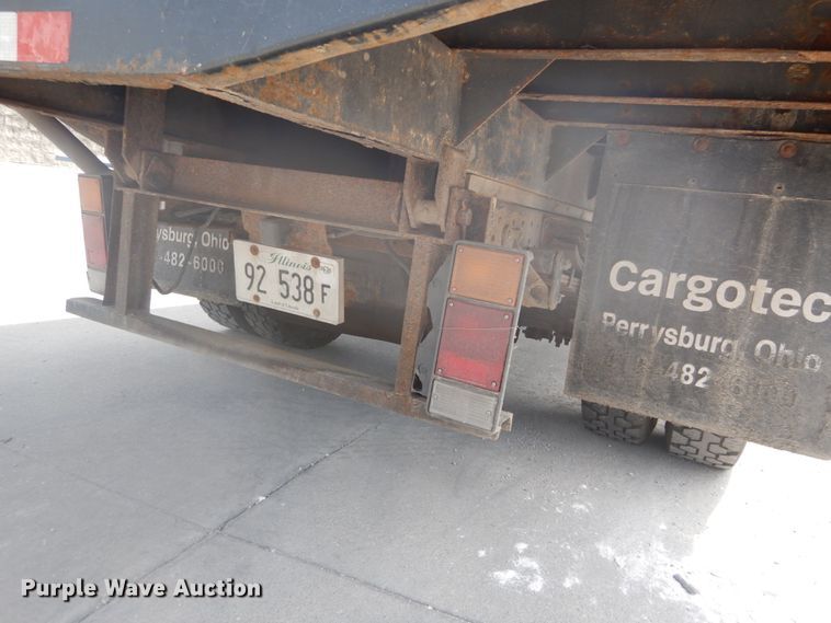 image for item DH2089 2006 Chevrolet W4500 dump flatbed truck