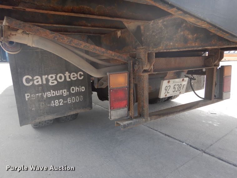 image for item DH2089 2006 Chevrolet W4500 dump flatbed truck