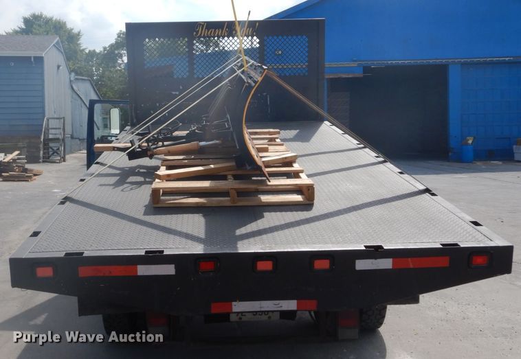 image for item DH2089 2006 Chevrolet W4500 dump flatbed truck