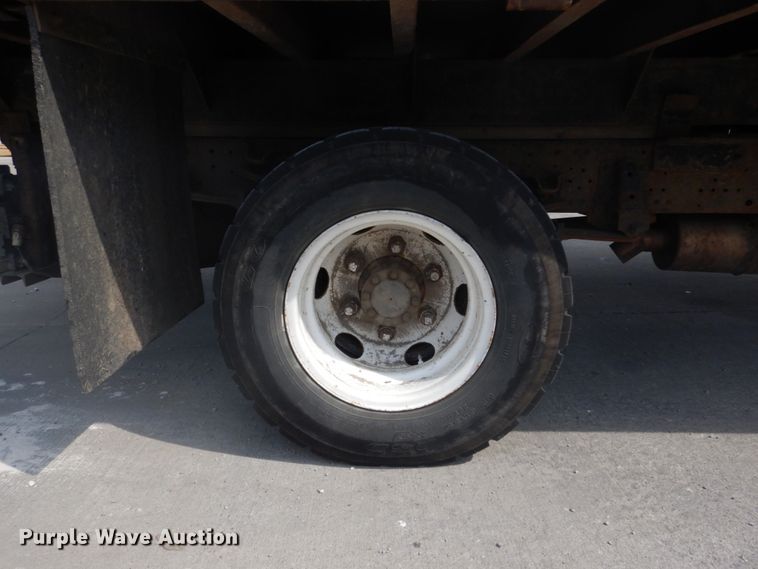 image for item DH2089 2006 Chevrolet W4500 dump flatbed truck