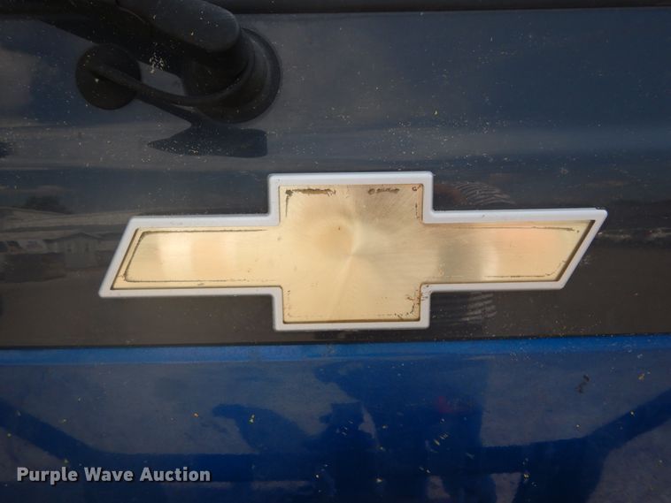 image for item DH2089 2006 Chevrolet W4500 dump flatbed truck