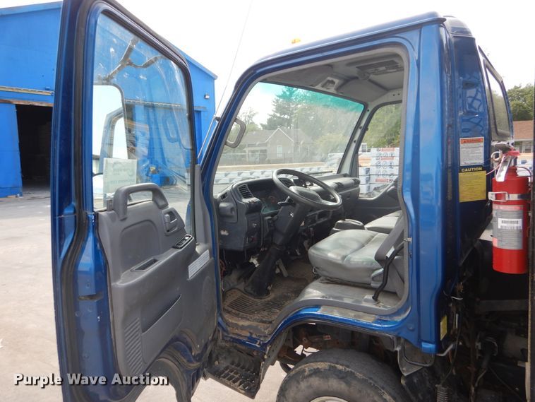 image for item DH2090 2006 Chevrolet W4500 dump flatbed truck