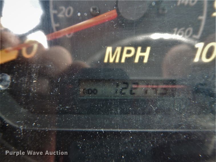 image for item DH2090 2006 Chevrolet W4500 dump flatbed truck