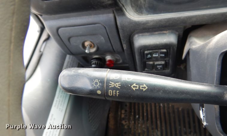 image for item DH2090 2006 Chevrolet W4500 dump flatbed truck