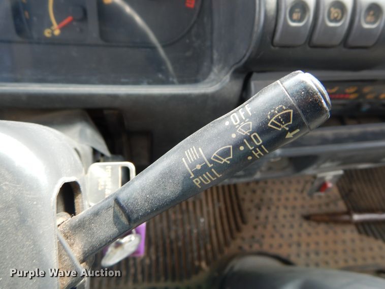 image for item DH2090 2006 Chevrolet W4500 dump flatbed truck