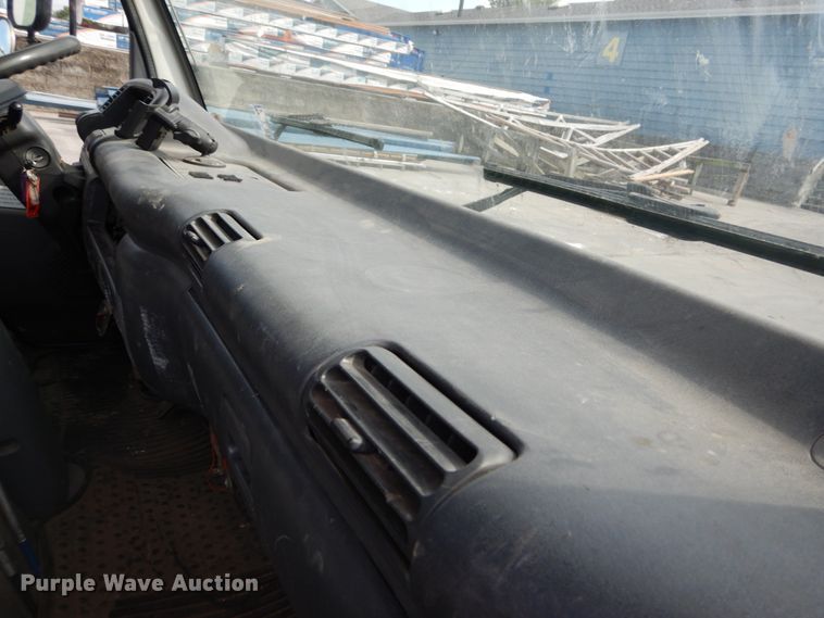 image for item DH2090 2006 Chevrolet W4500 dump flatbed truck