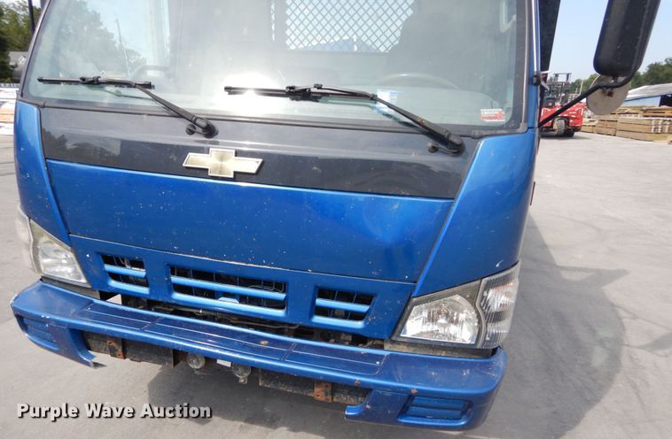 image for item DH2090 2006 Chevrolet W4500 dump flatbed truck