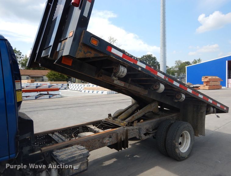 image for item DH2090 2006 Chevrolet W4500 dump flatbed truck