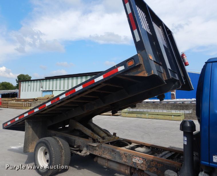 image for item DH2090 2006 Chevrolet W4500 dump flatbed truck