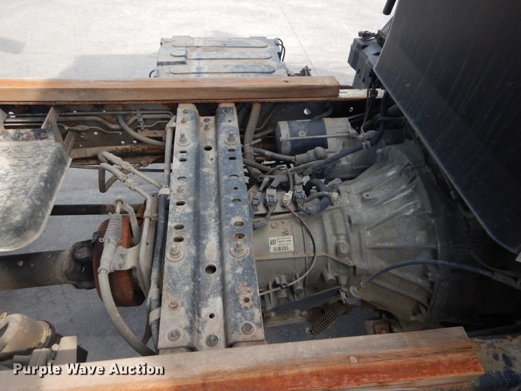 image for item DH2090 2006 Chevrolet W4500 dump flatbed truck