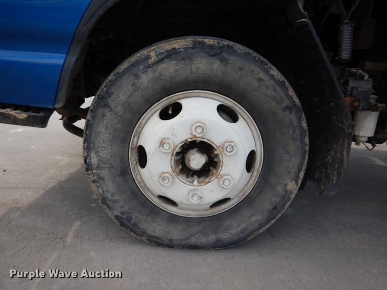 image for item DH2090 2006 Chevrolet W4500 dump flatbed truck