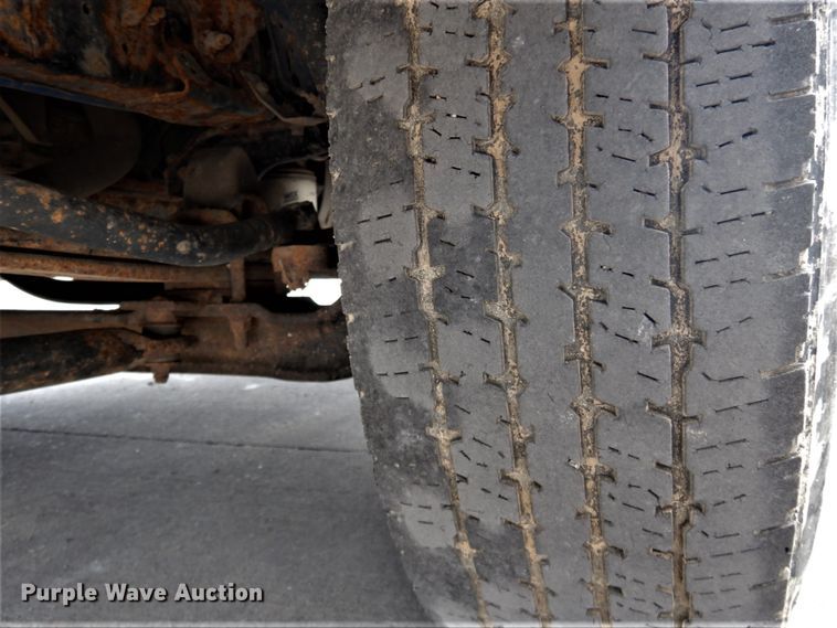 image for item DH2090 2006 Chevrolet W4500 dump flatbed truck