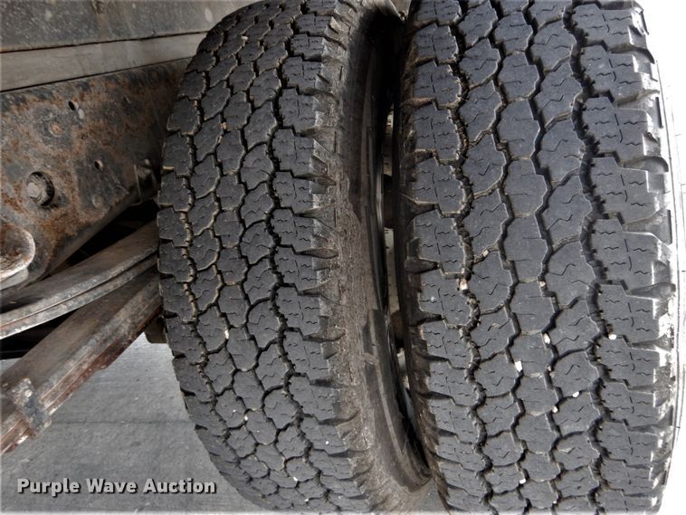 image for item DH2090 2006 Chevrolet W4500 dump flatbed truck