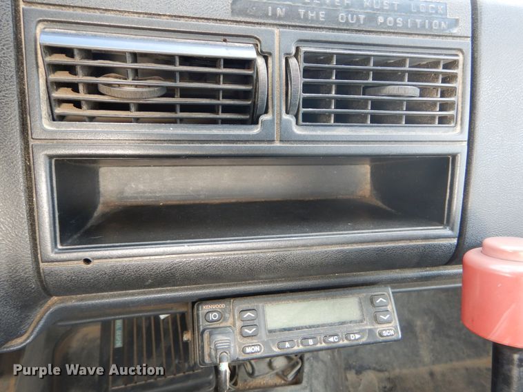 image for item DH2092 1994 GMC TopKick C5500 dump flatbed truck