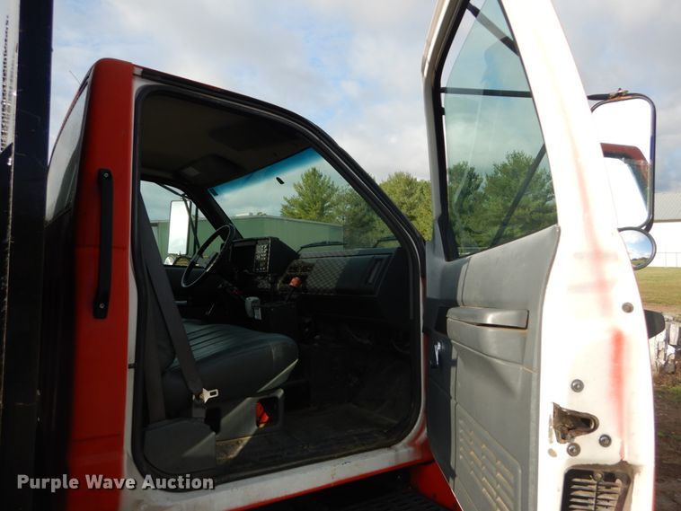 image for item DH2092 1994 GMC TopKick C5500 dump flatbed truck