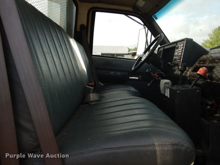 image for item DH2092 1994 GMC TopKick C5500 dump flatbed truck