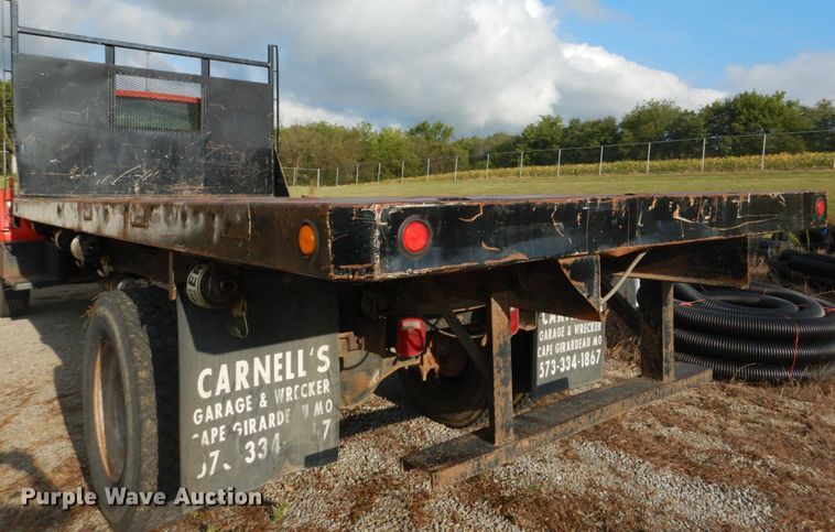 image for item DH2092 1994 GMC TopKick C5500 dump flatbed truck