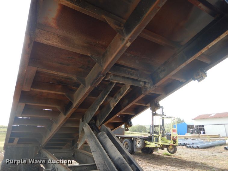 image for item DH2092 1994 GMC TopKick C5500 dump flatbed truck