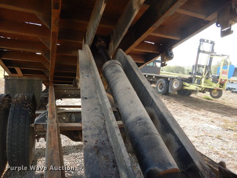 image for item DH2092 1994 GMC TopKick C5500 dump flatbed truck