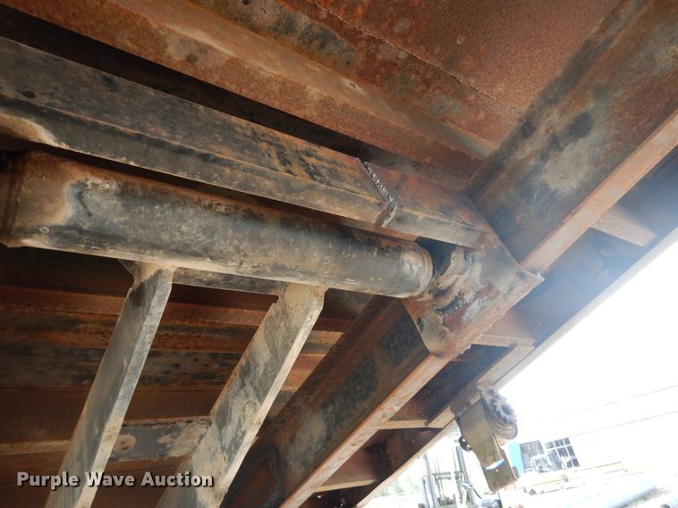 image for item DH2092 1994 GMC TopKick C5500 dump flatbed truck